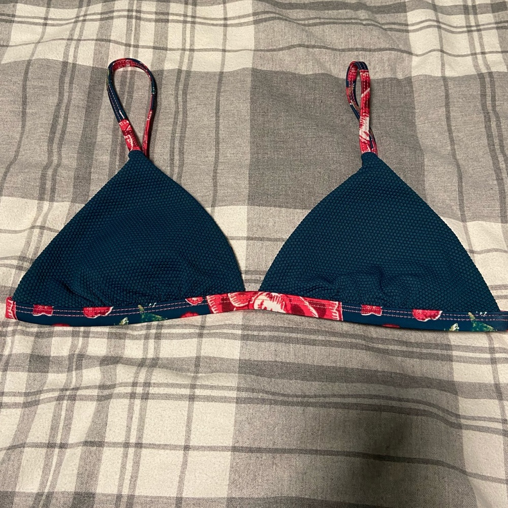 Bikini top